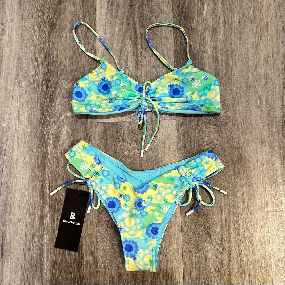 Blackbough Bikini set